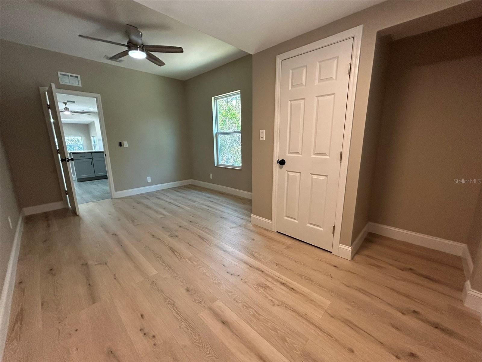 Image 11 of 18 For 1218 13th Avenue S