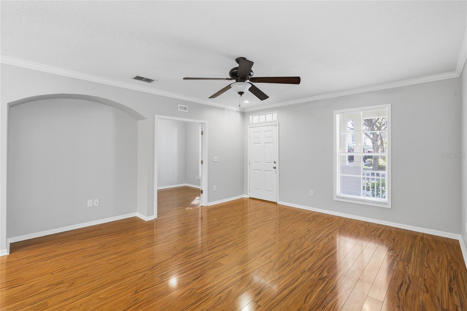 Image 11 of 77 For 5908 Beaconpark Street