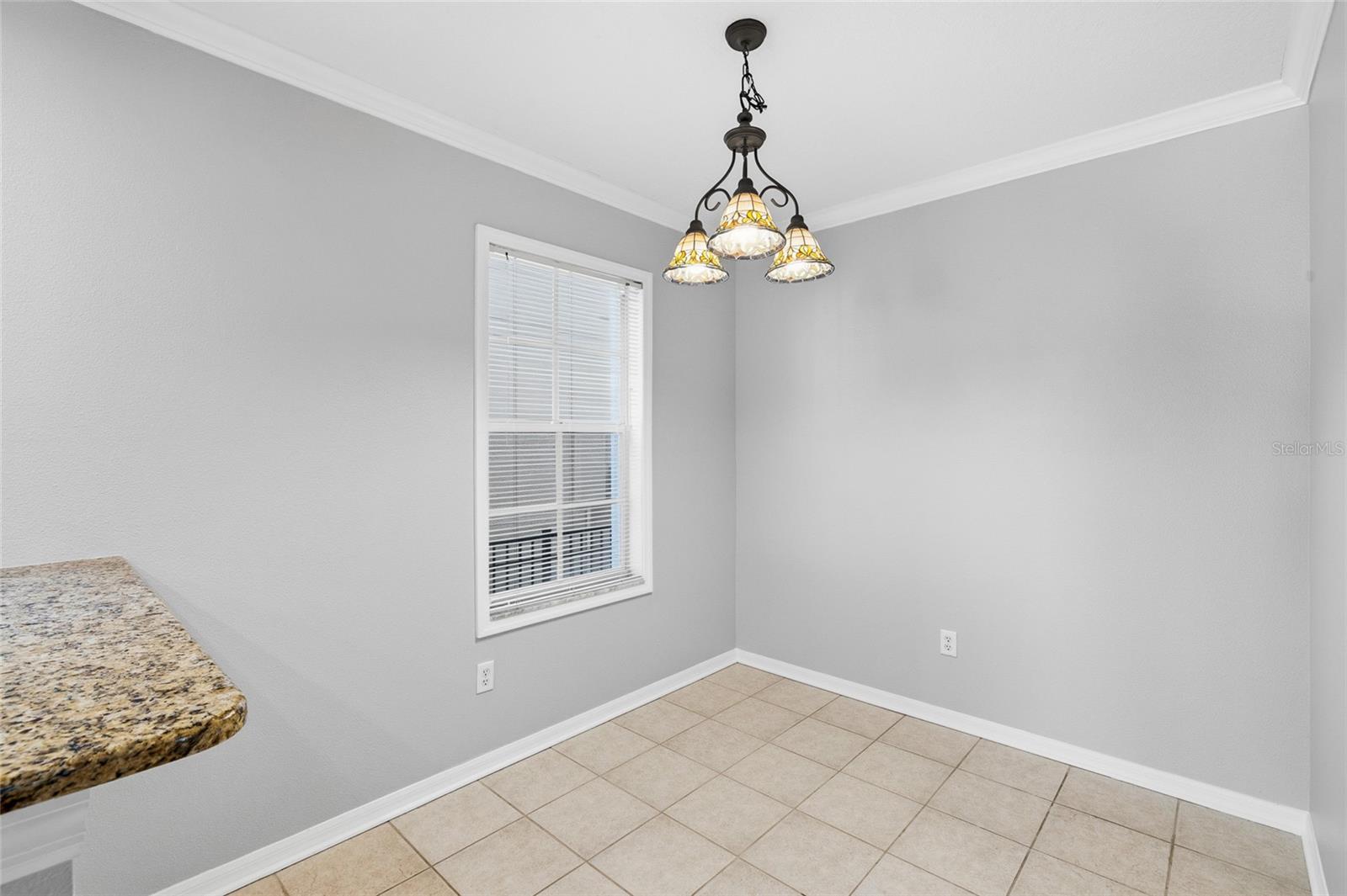 Image 18 of 77 For 5908 Beaconpark Street