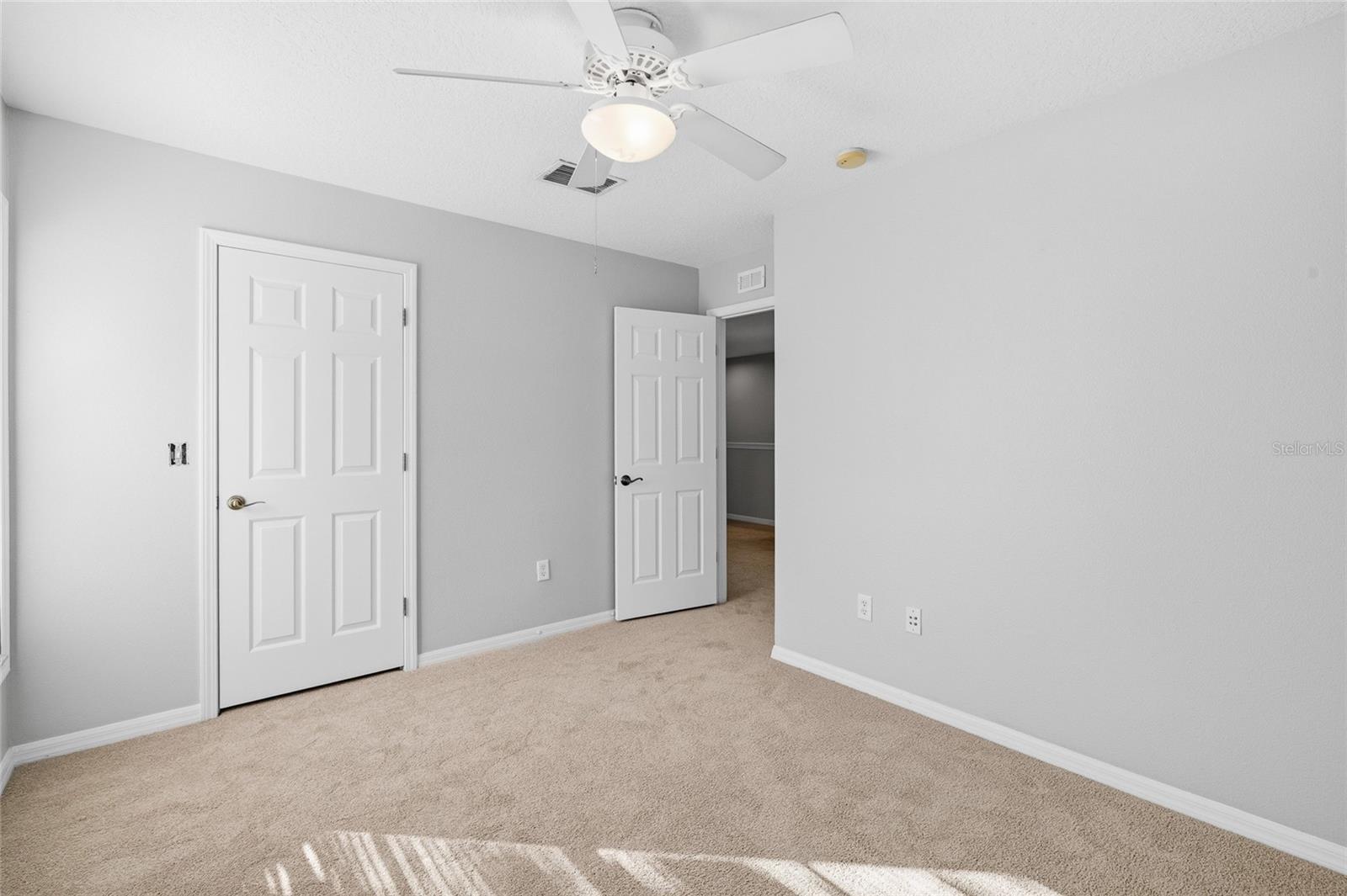 Image 36 of 77 For 5908 Beaconpark Street