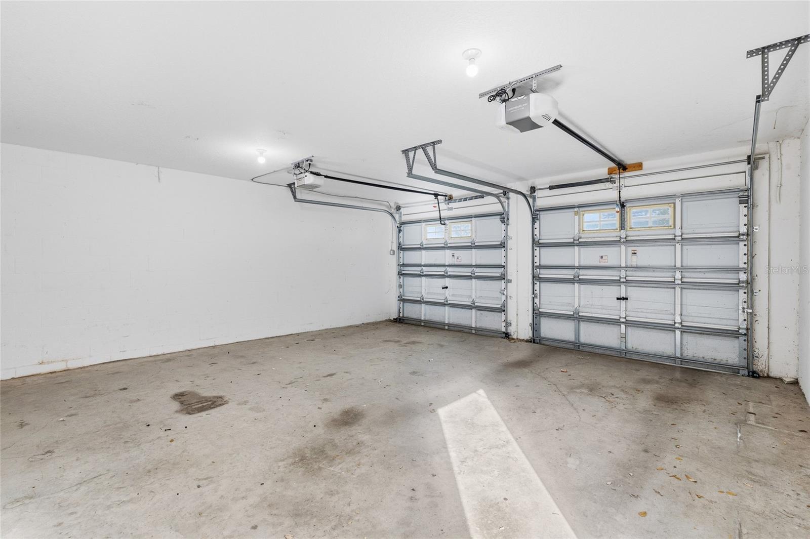 Image 54 of 77 For 5908 Beaconpark Street