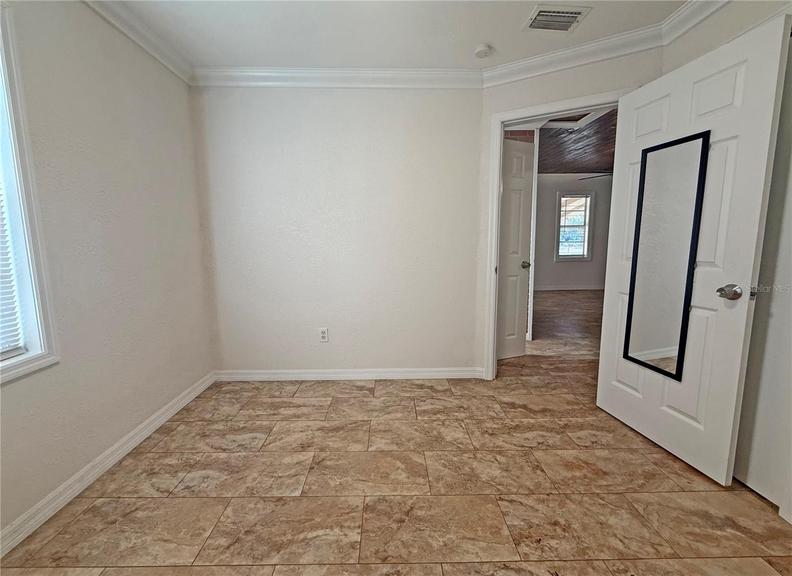 Image 14 of 14 For 3215 Louisiana Avenue