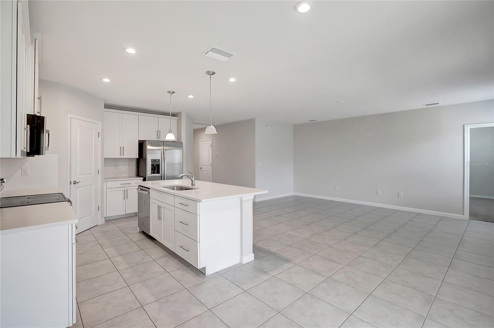 Image 11 of 44 For 10209 Agave Court