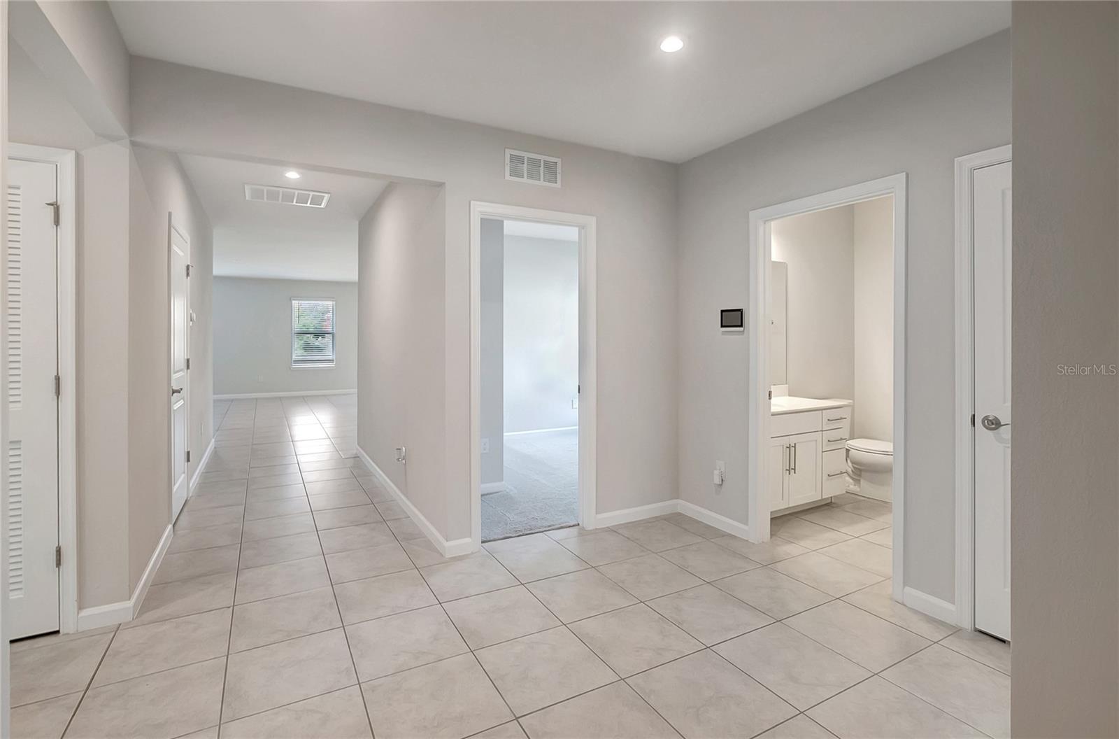 Image 6 of 44 For 10209 Agave Court