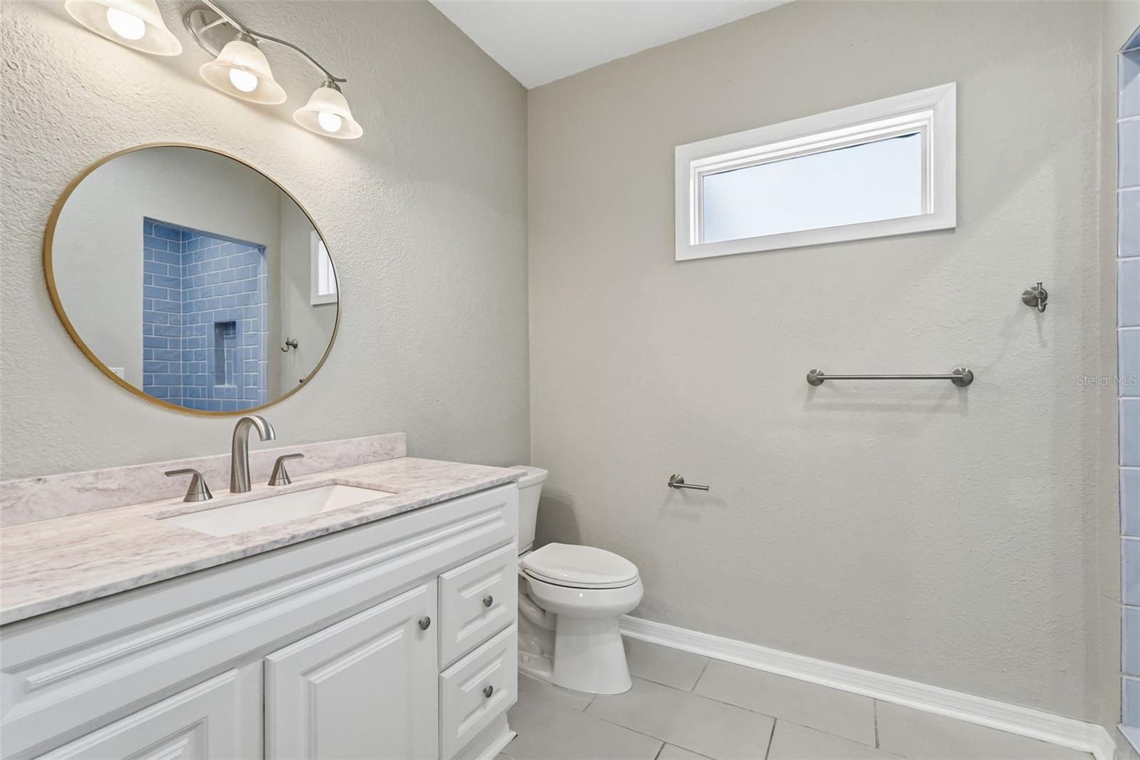 Image 15 of 33 For 5613 57th Avenue N