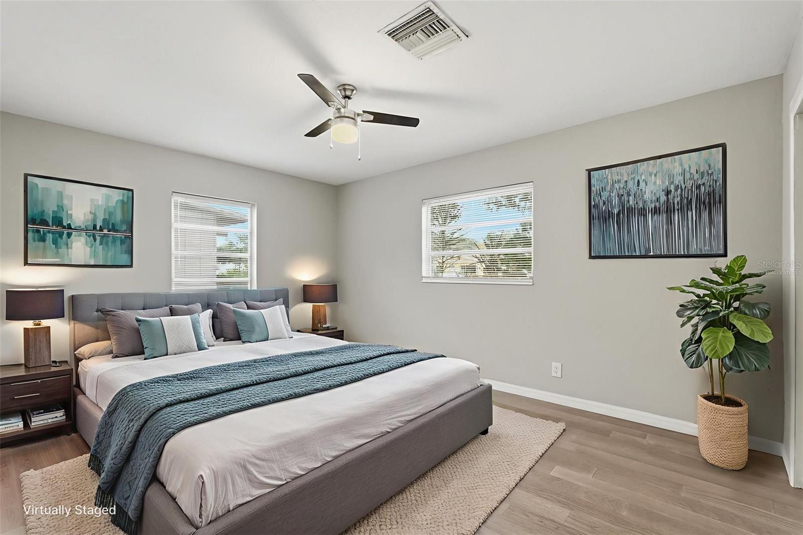 Image 18 of 33 For 5613 57th Avenue N