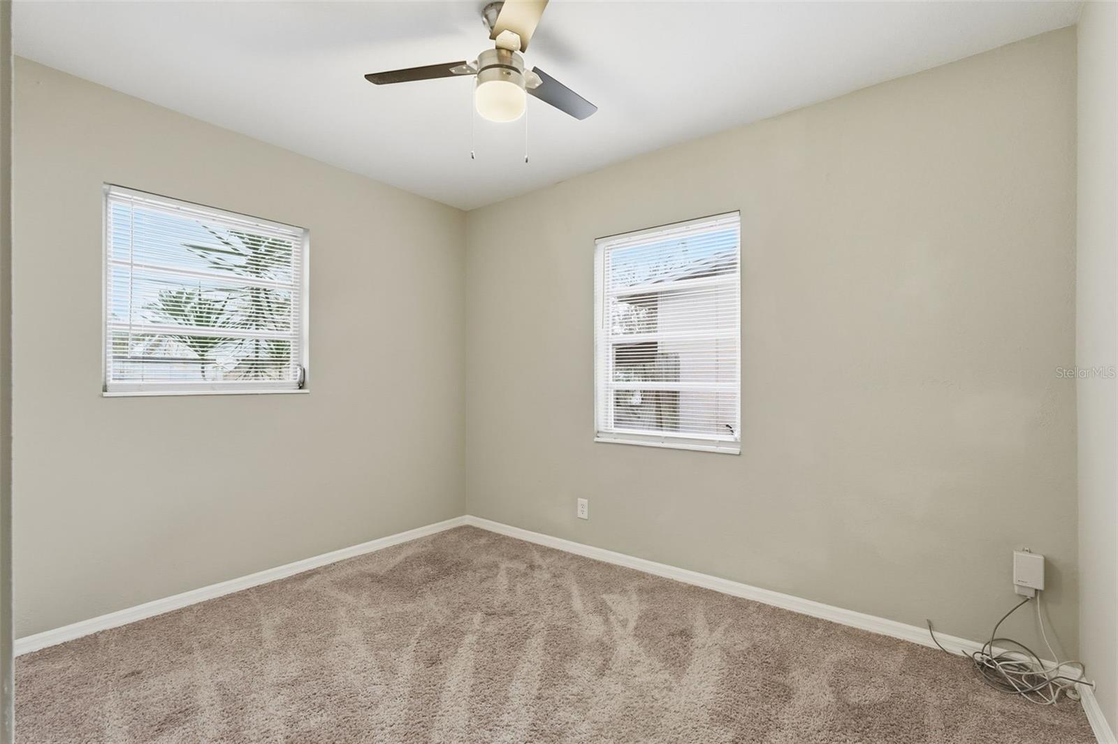 Image 22 of 33 For 5613 57th Avenue N