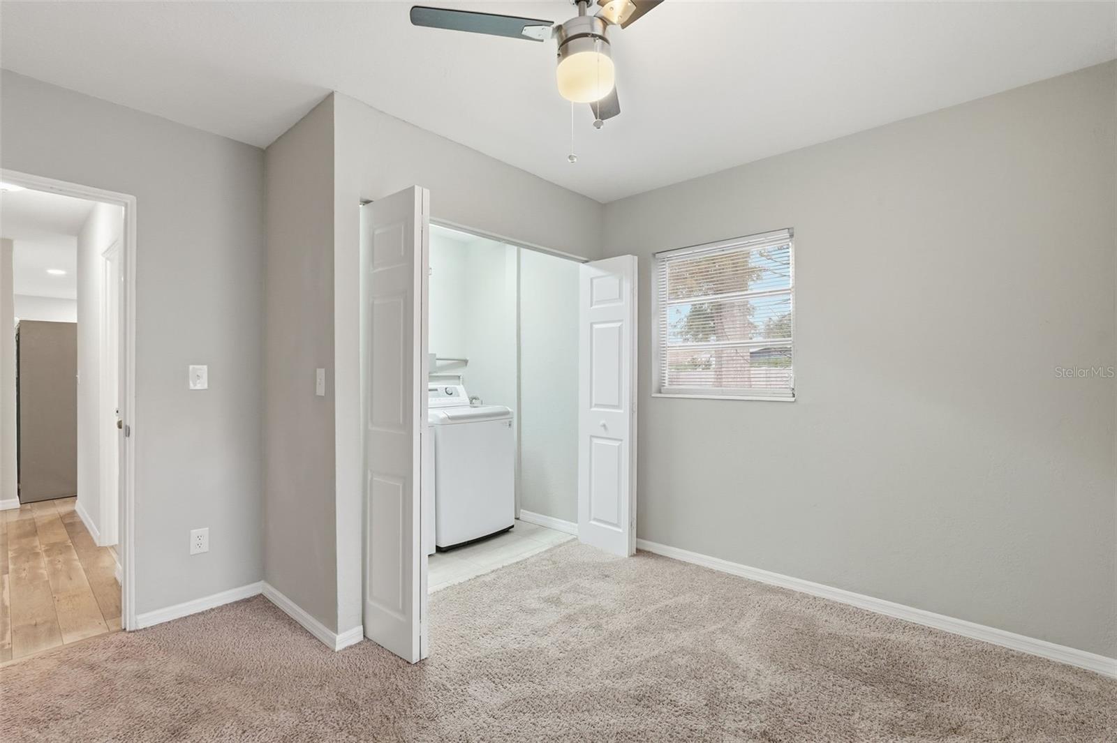 Image 24 of 33 For 5613 57th Avenue N