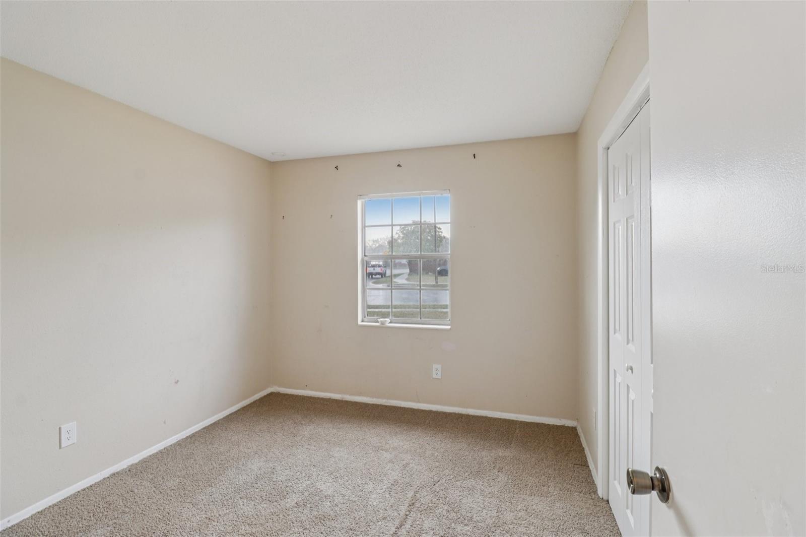 Image 14 of 21 For 7649 Stratford Boulevard