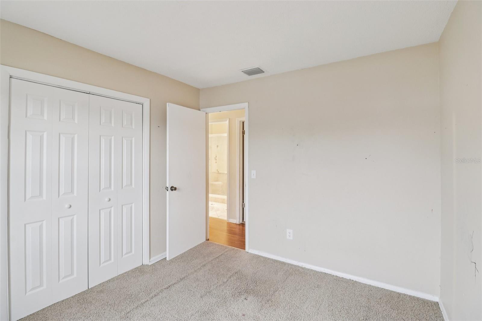 Image 15 of 21 For 7649 Stratford Boulevard