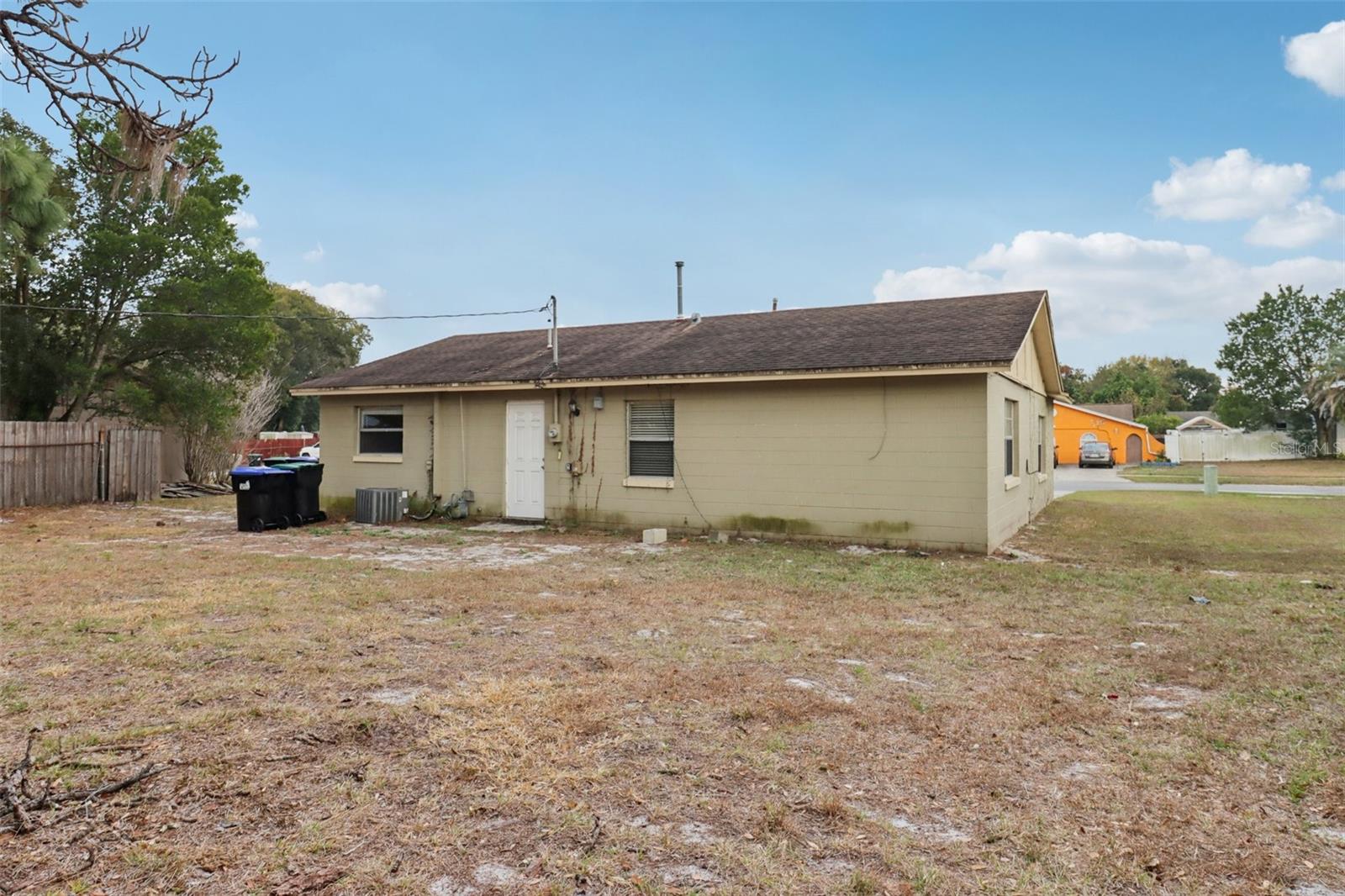 Image 19 of 21 For 7649 Stratford Boulevard