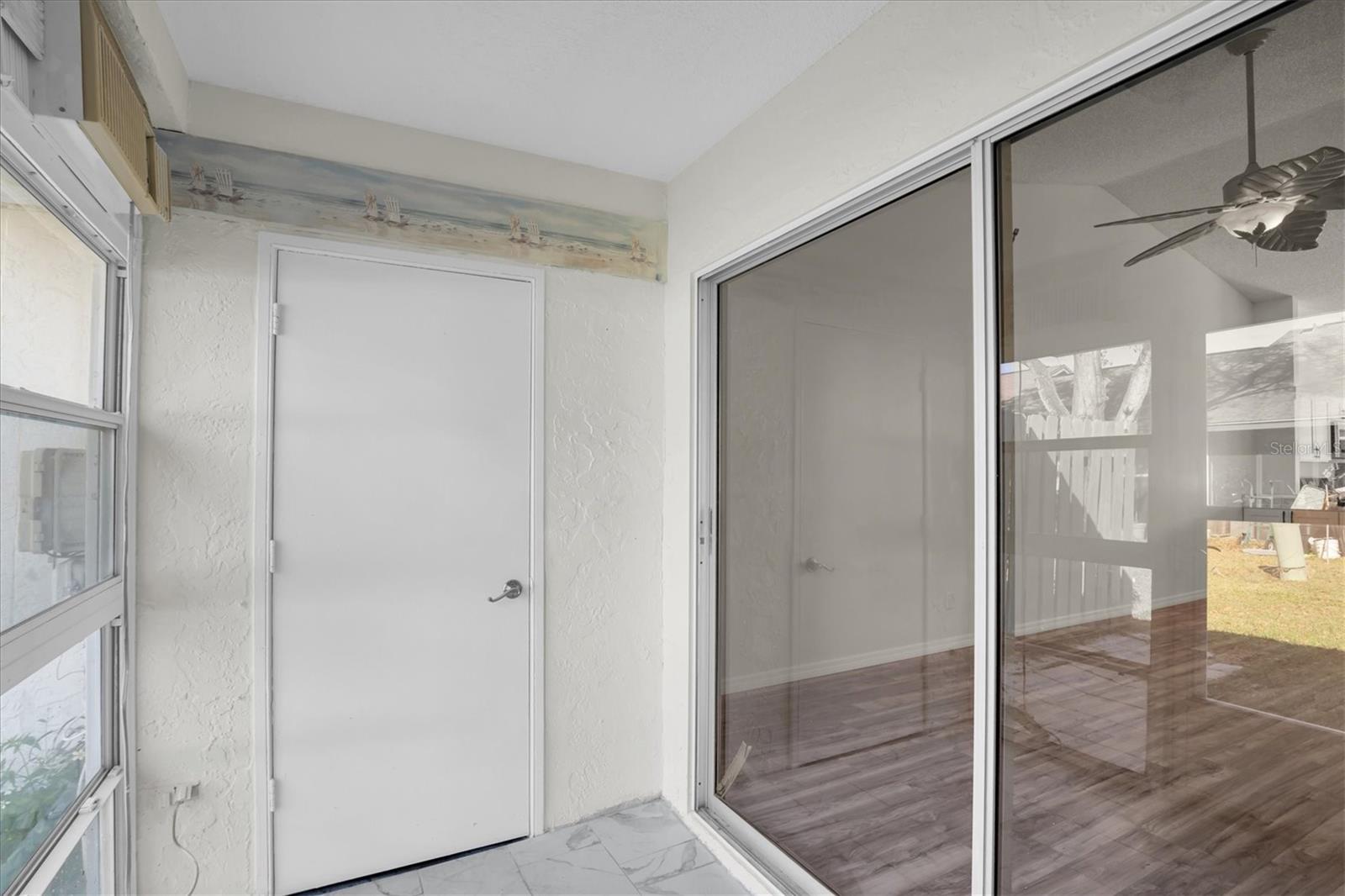 Image 21 of 37 For 3865 El Camino Court