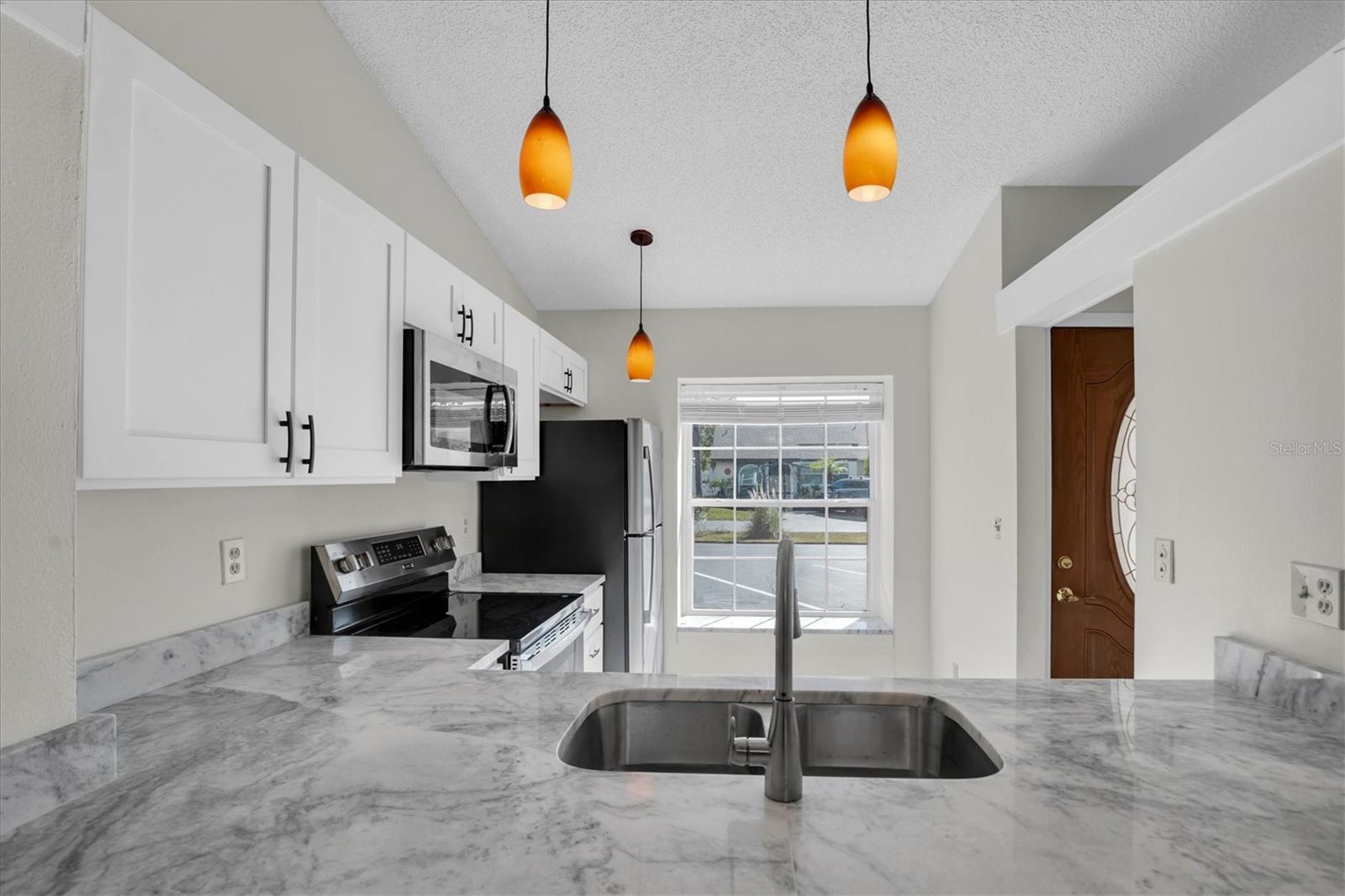 Image 3 of 37 For 3865 El Camino Court