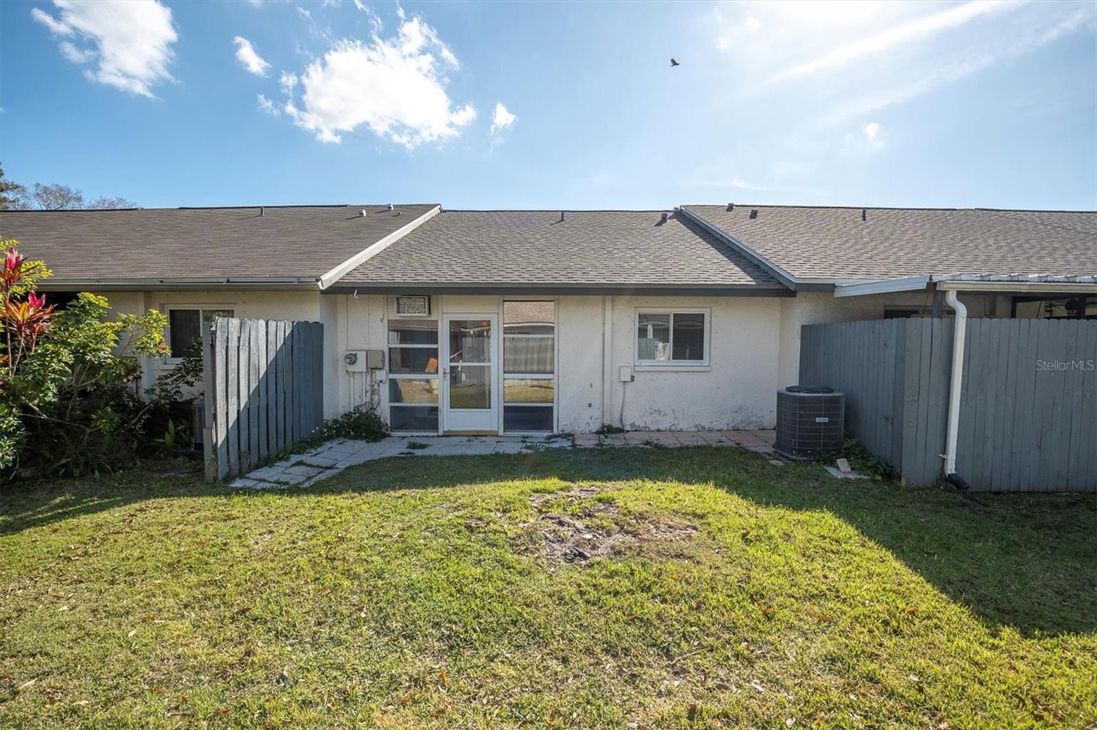 Image 32 of 37 For 3865 El Camino Court