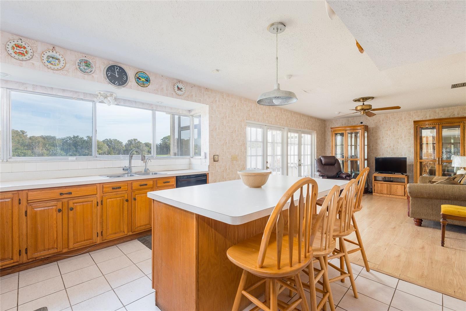 Image 13 of 74 For 6809 Twelve Oaks Boulevard