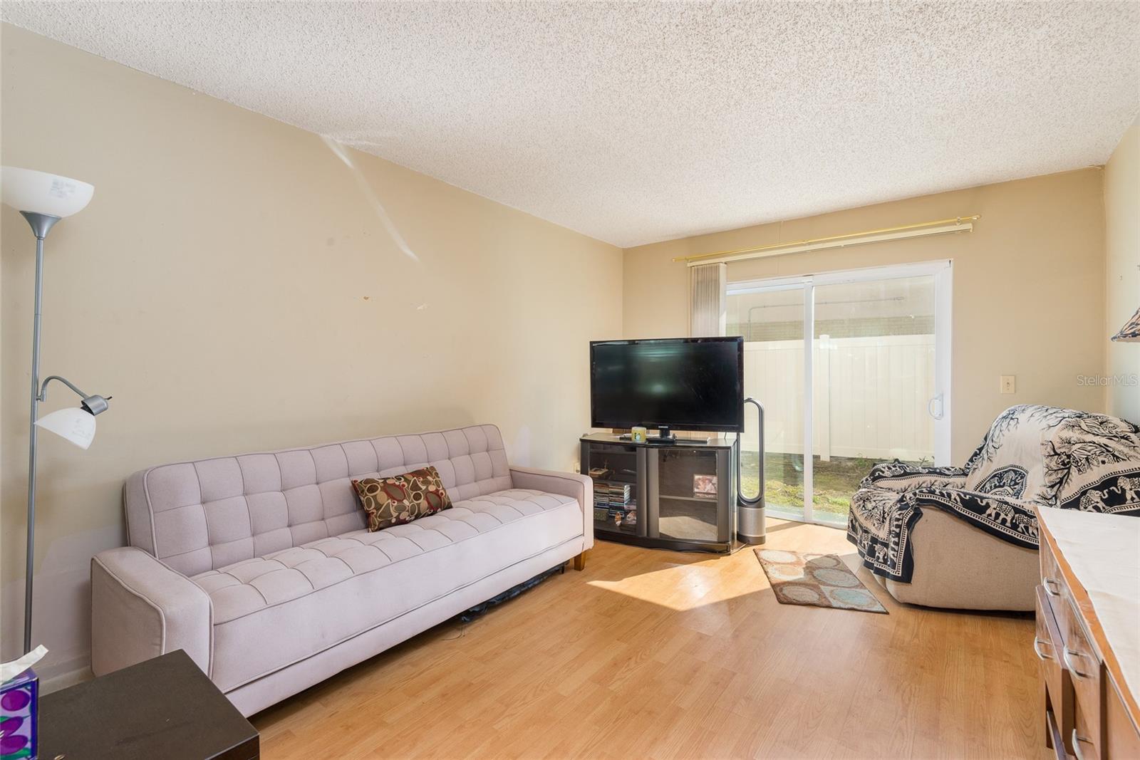 Image 20 of 74 For 6809 Twelve Oaks Boulevard