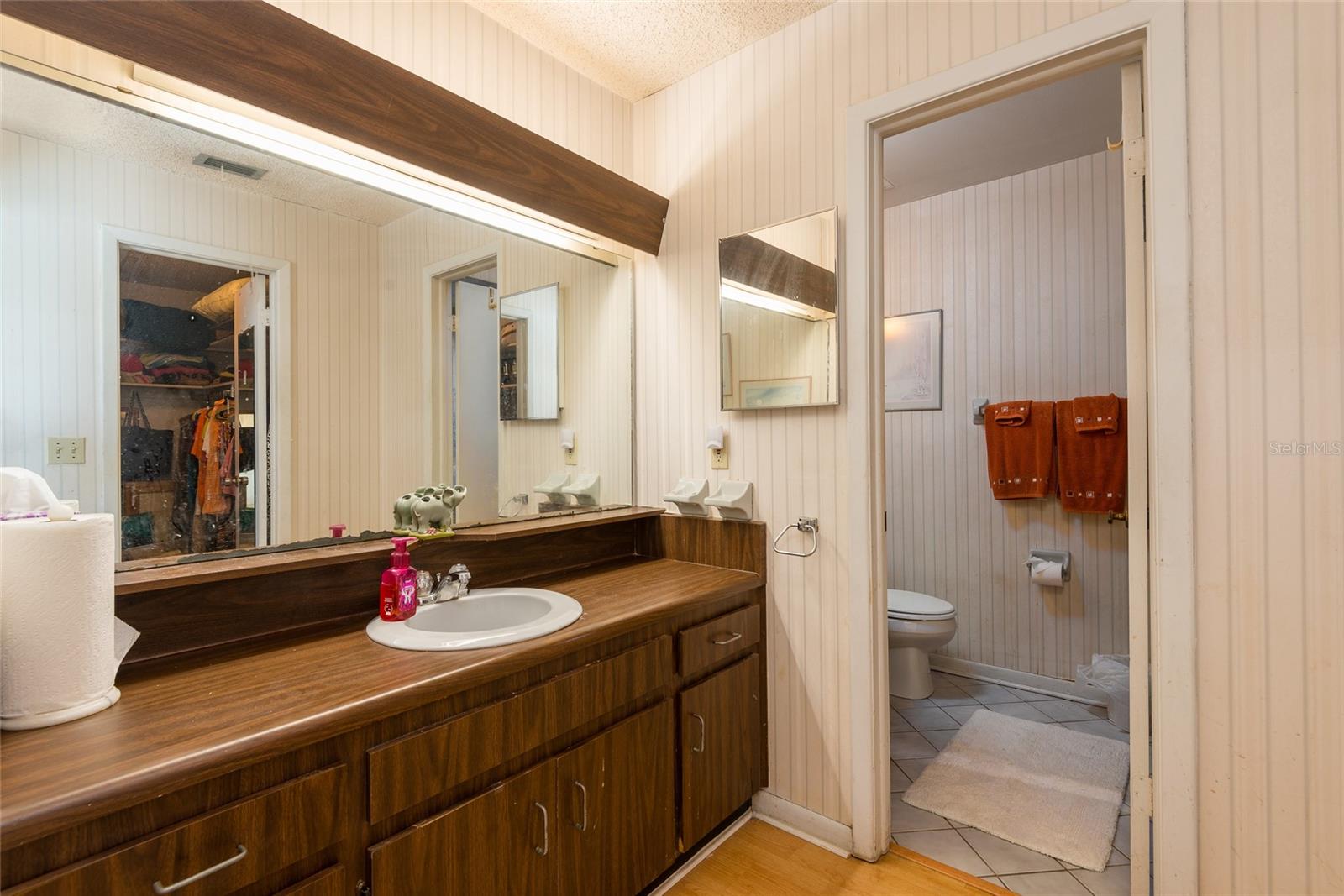 Image 23 of 74 For 6809 Twelve Oaks Boulevard