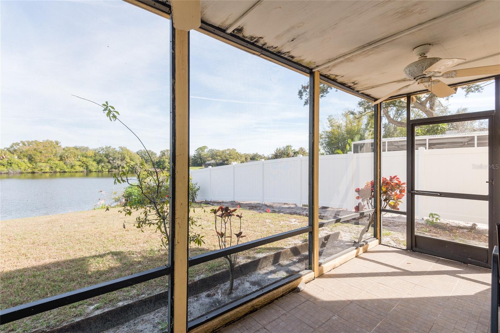 Image 37 of 74 For 6809 Twelve Oaks Boulevard