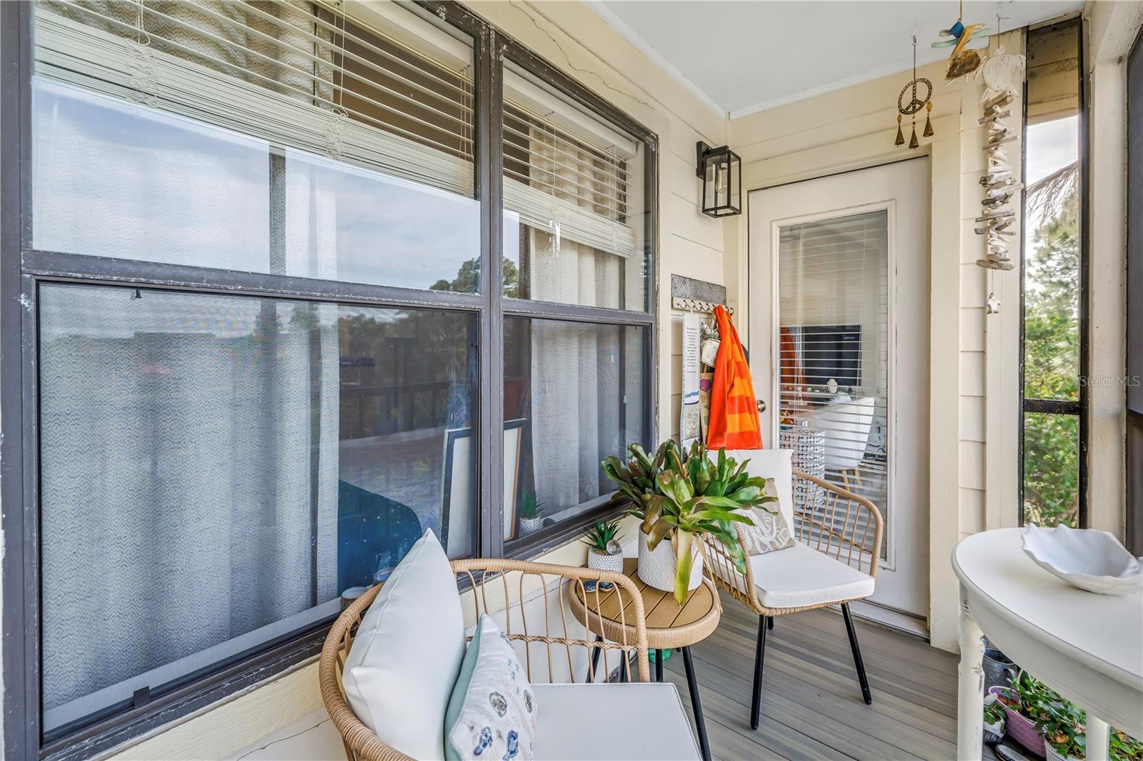 Image 13 of 32 For 11901 4th Street N 9307