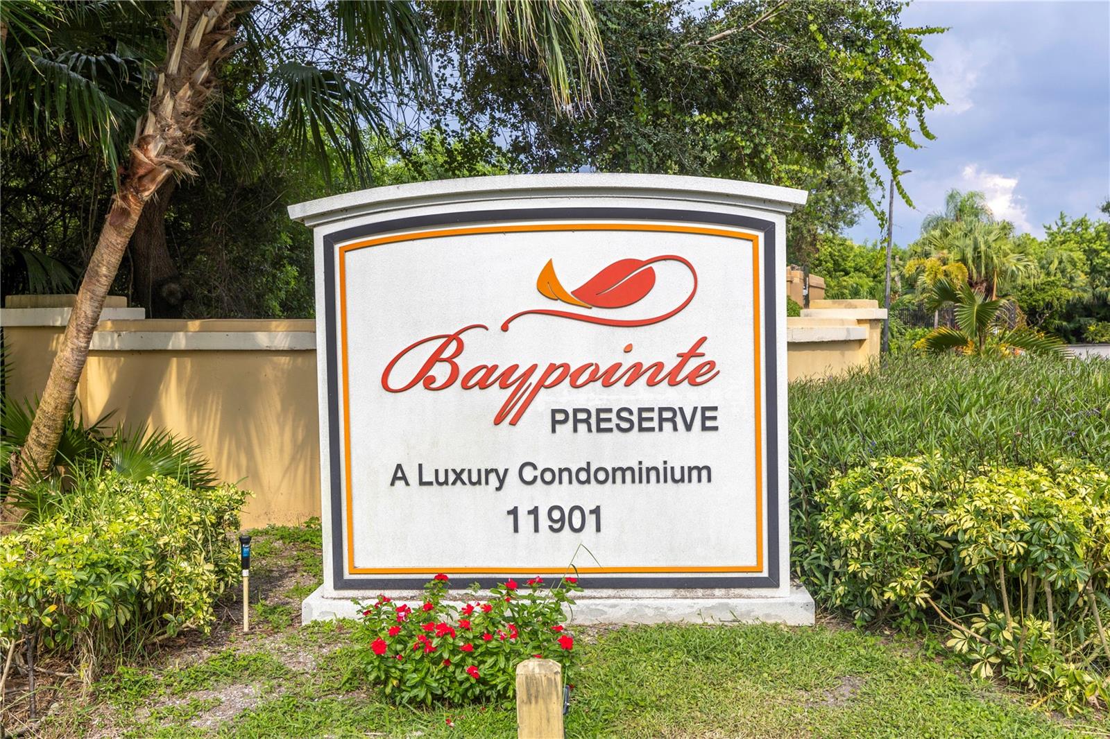 Image 2 of 32 For 11901 4th Street N 9307