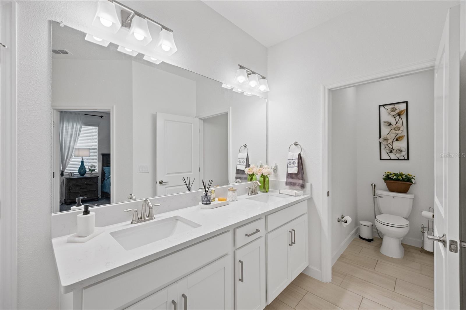 Image 20 of 40 For 5513 Little Path Drive