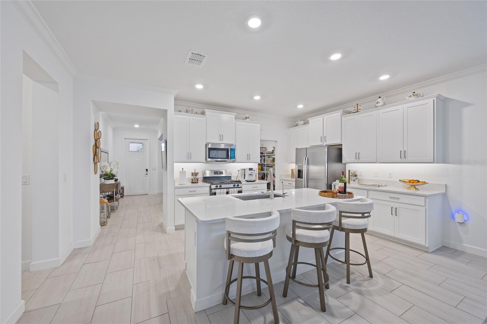 Image 8 of 40 For 5513 Little Path Drive