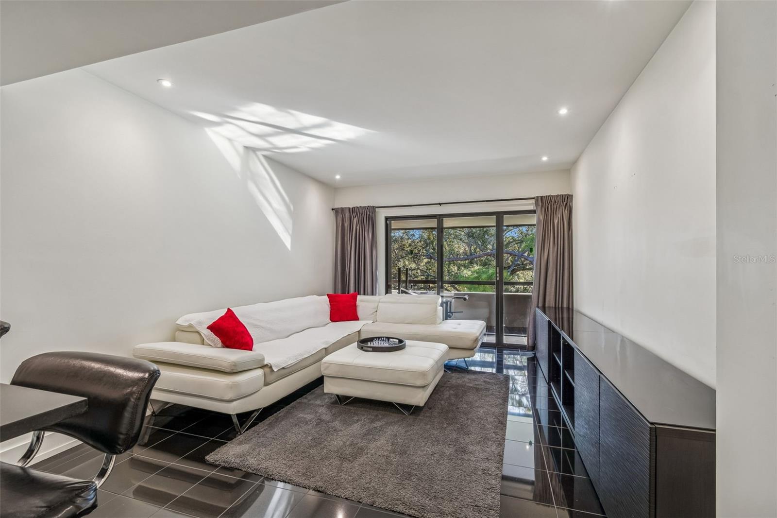 Image 10 of 58 For 36750 Us Highway 19 N 19306