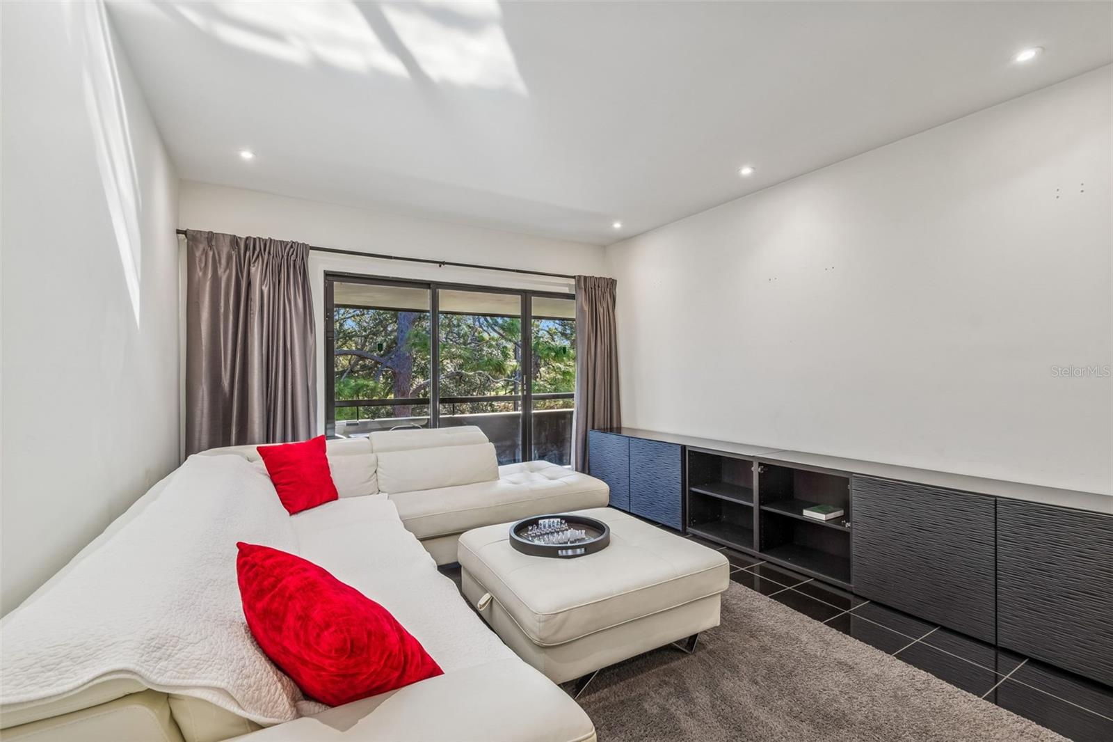 Image 12 of 58 For 36750 Us Highway 19 N 19306