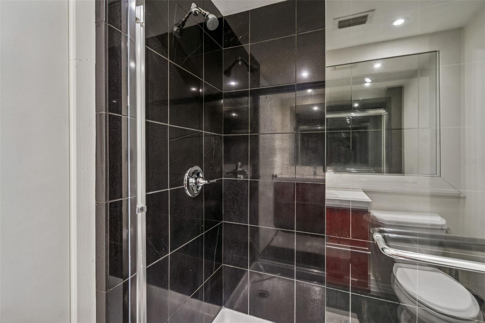 Image 25 of 58 For 36750 Us Highway 19 N 19306