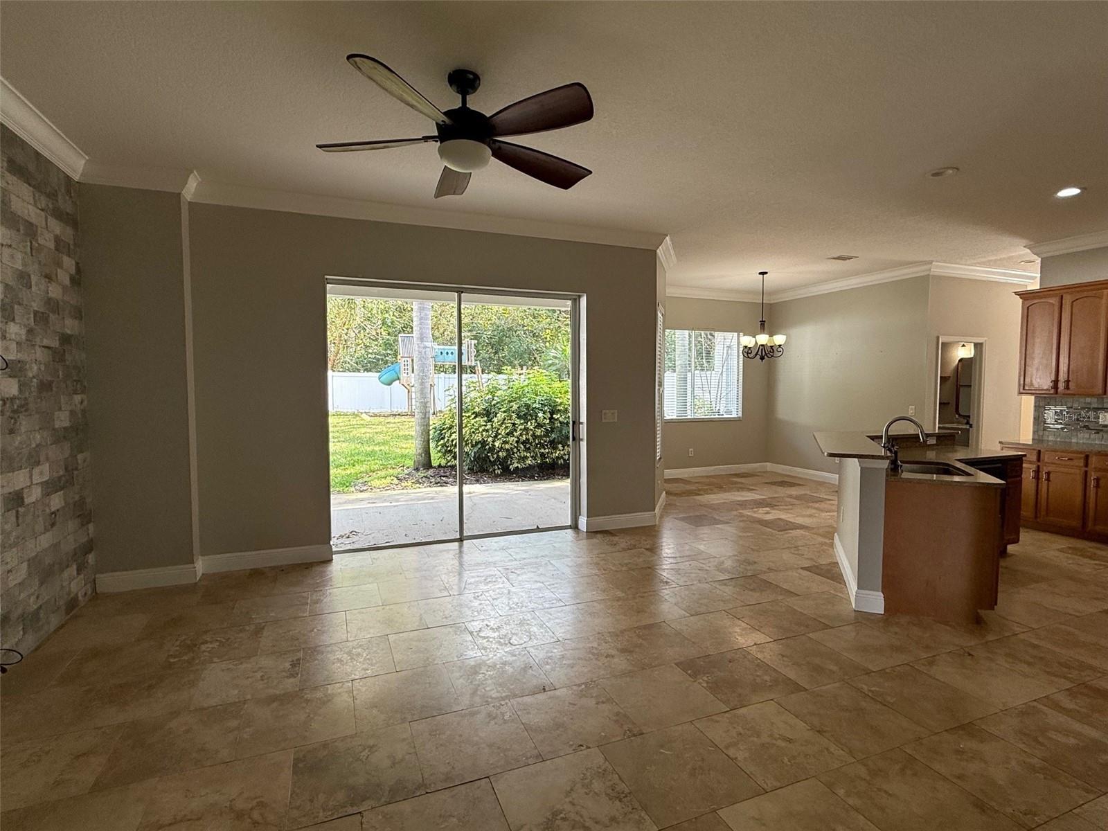 Image 4 of 19 For 1146 Lumsden Trace Circle