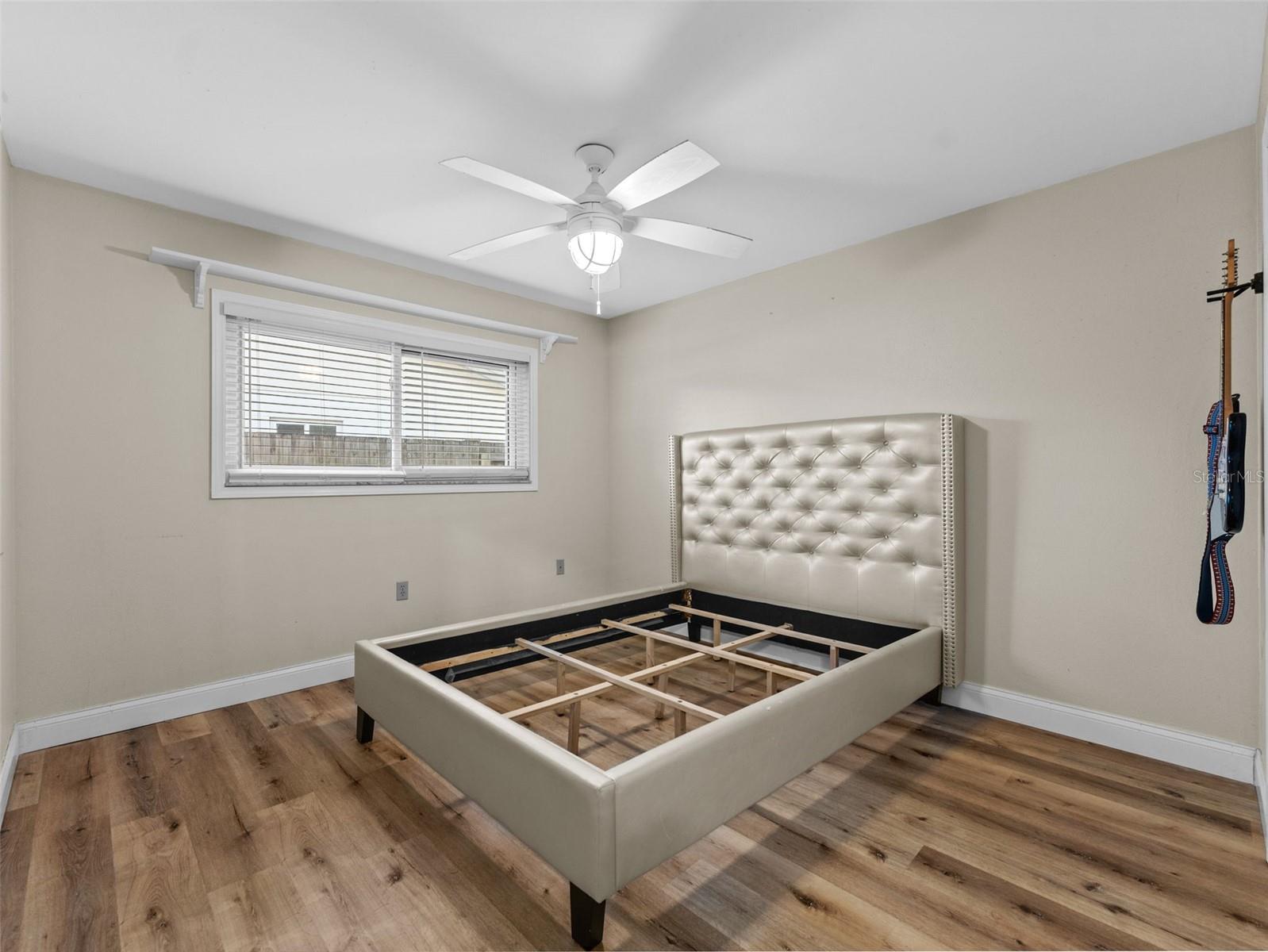 Image 13 of 29 For 1768 Groveleaf Avenue