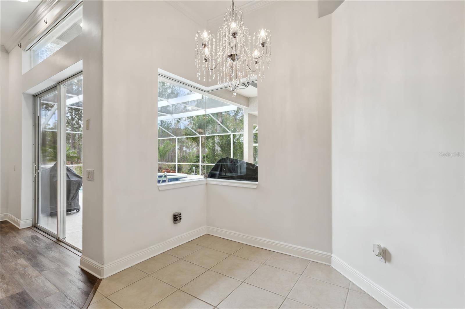 Image 11 of 39 For 17852 Arbor Greene Drive