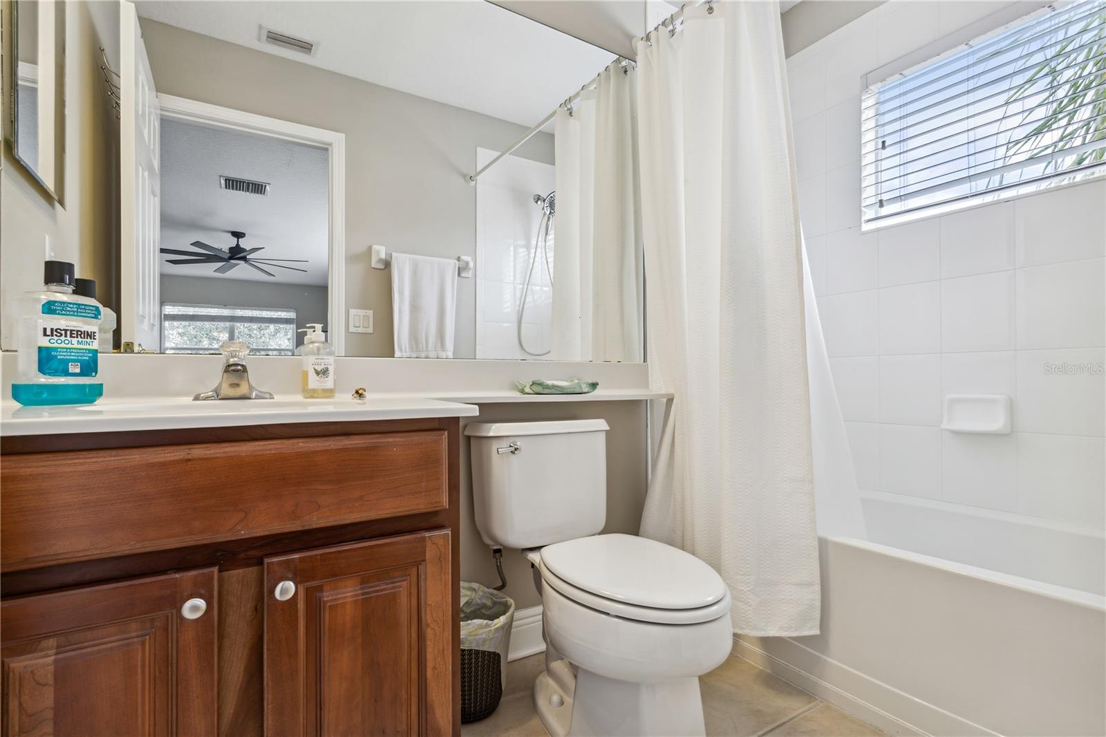 Image 22 of 39 For 17852 Arbor Greene Drive