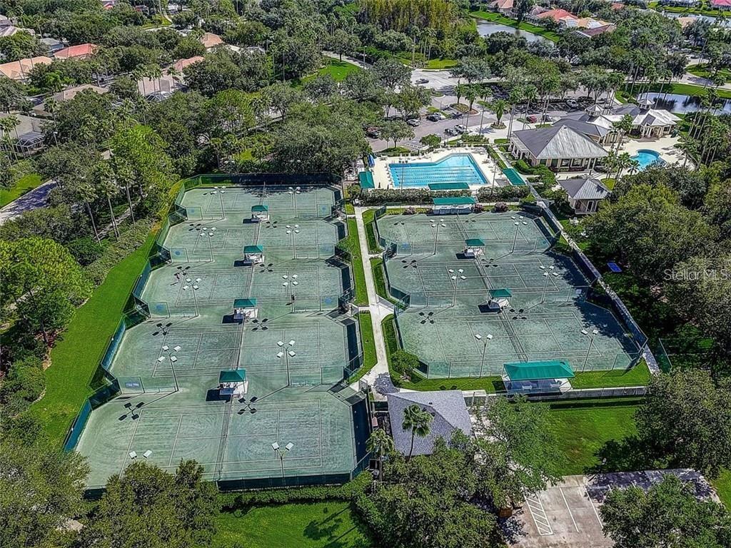 Image 30 of 39 For 17852 Arbor Greene Drive