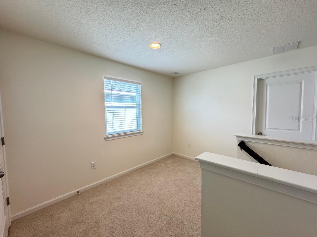 Image 26 of 37 For 12377 Streambed Drive