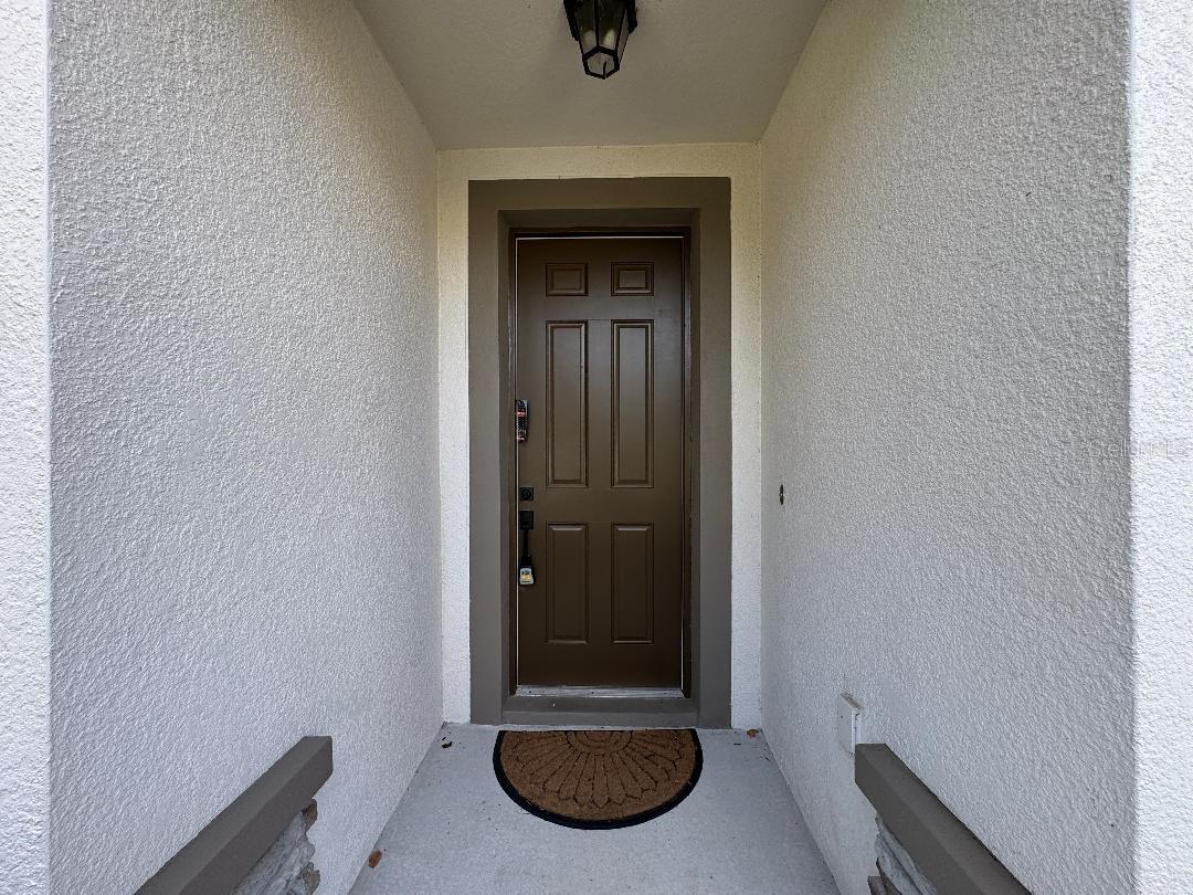 Image 4 of 37 For 12377 Streambed Drive