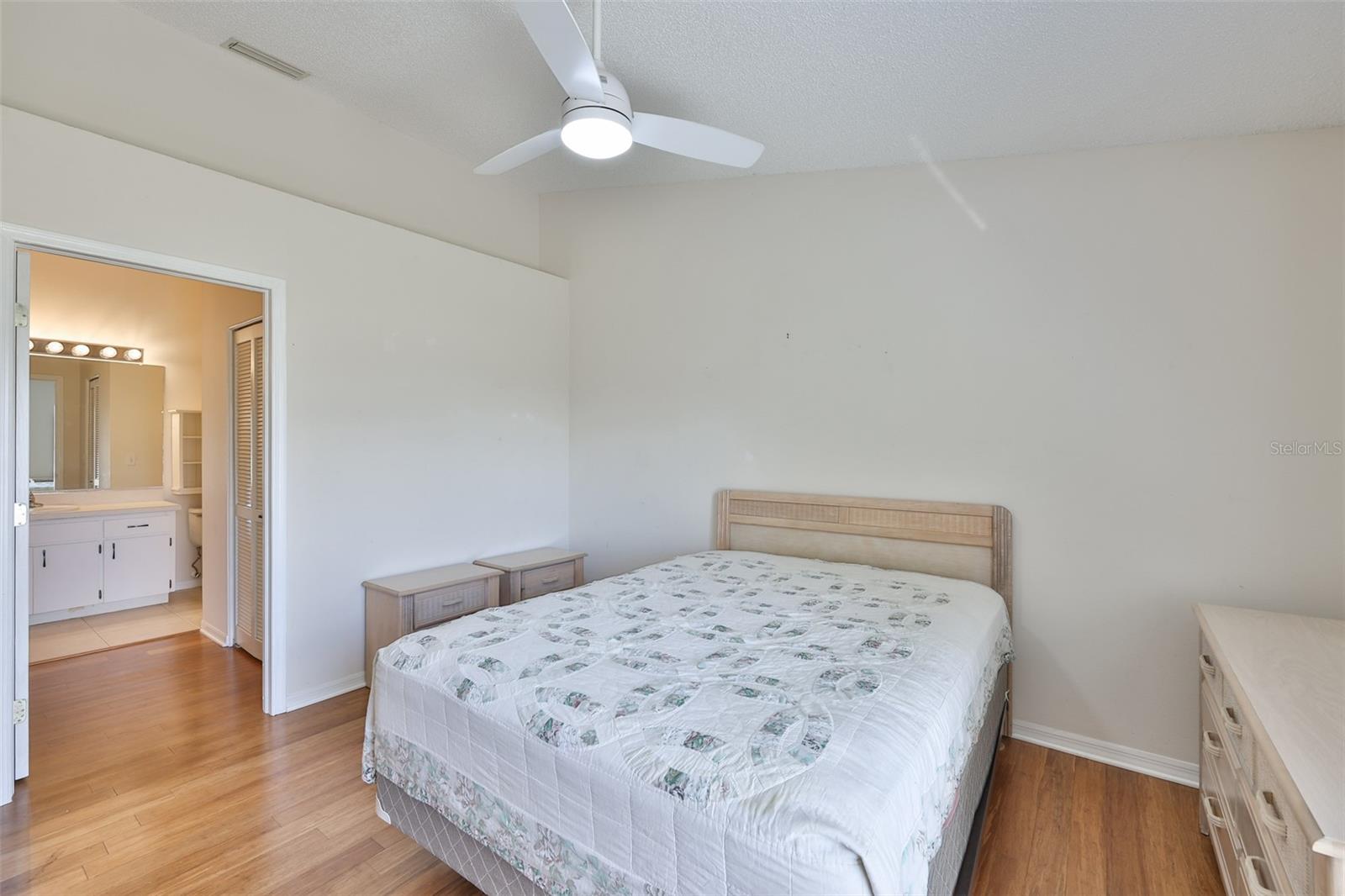 Image 35 of 57 For 2505 New Haven Circle 109