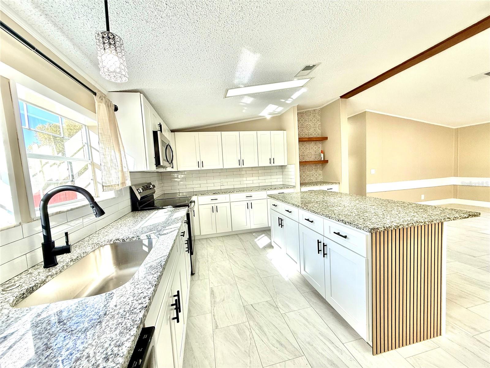 Image 6 of 16 For 17726 Dorman Road