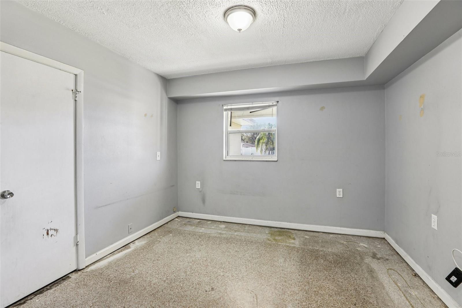 Image 15 of 30 For 1809 Crawford Street