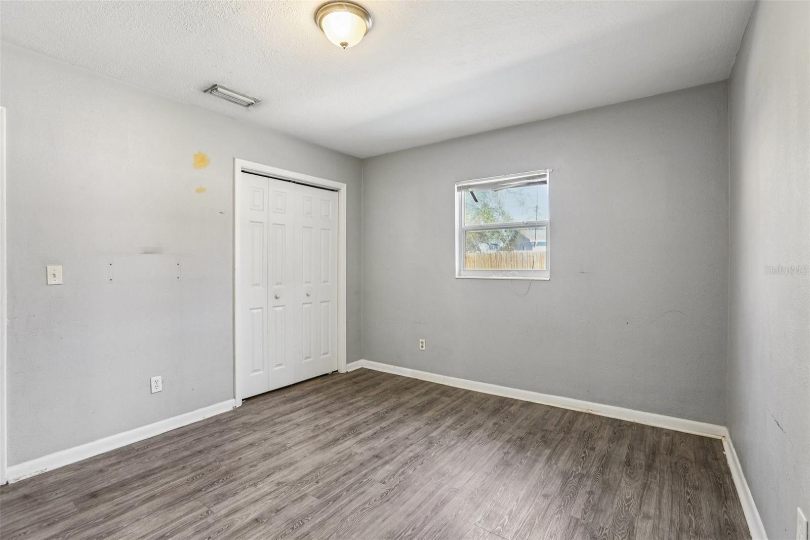 Image 17 of 30 For 1809 Crawford Street