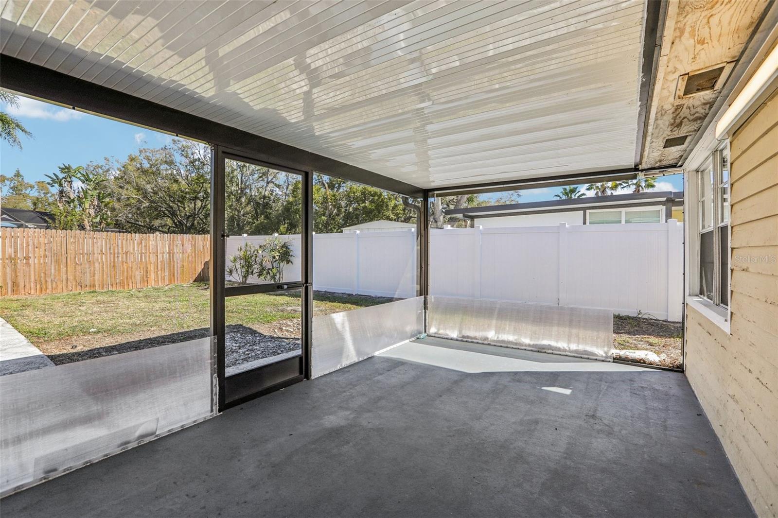 Image 24 of 30 For 1809 Crawford Street