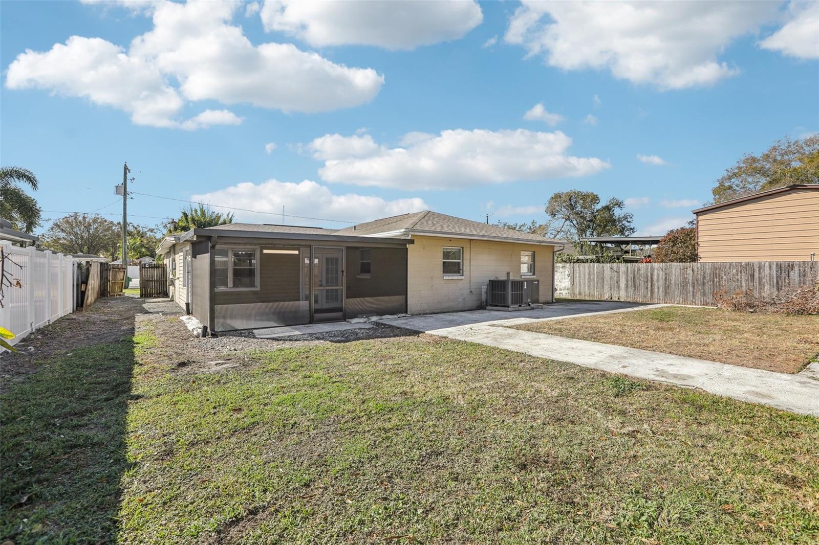 Image 29 of 30 For 1809 Crawford Street