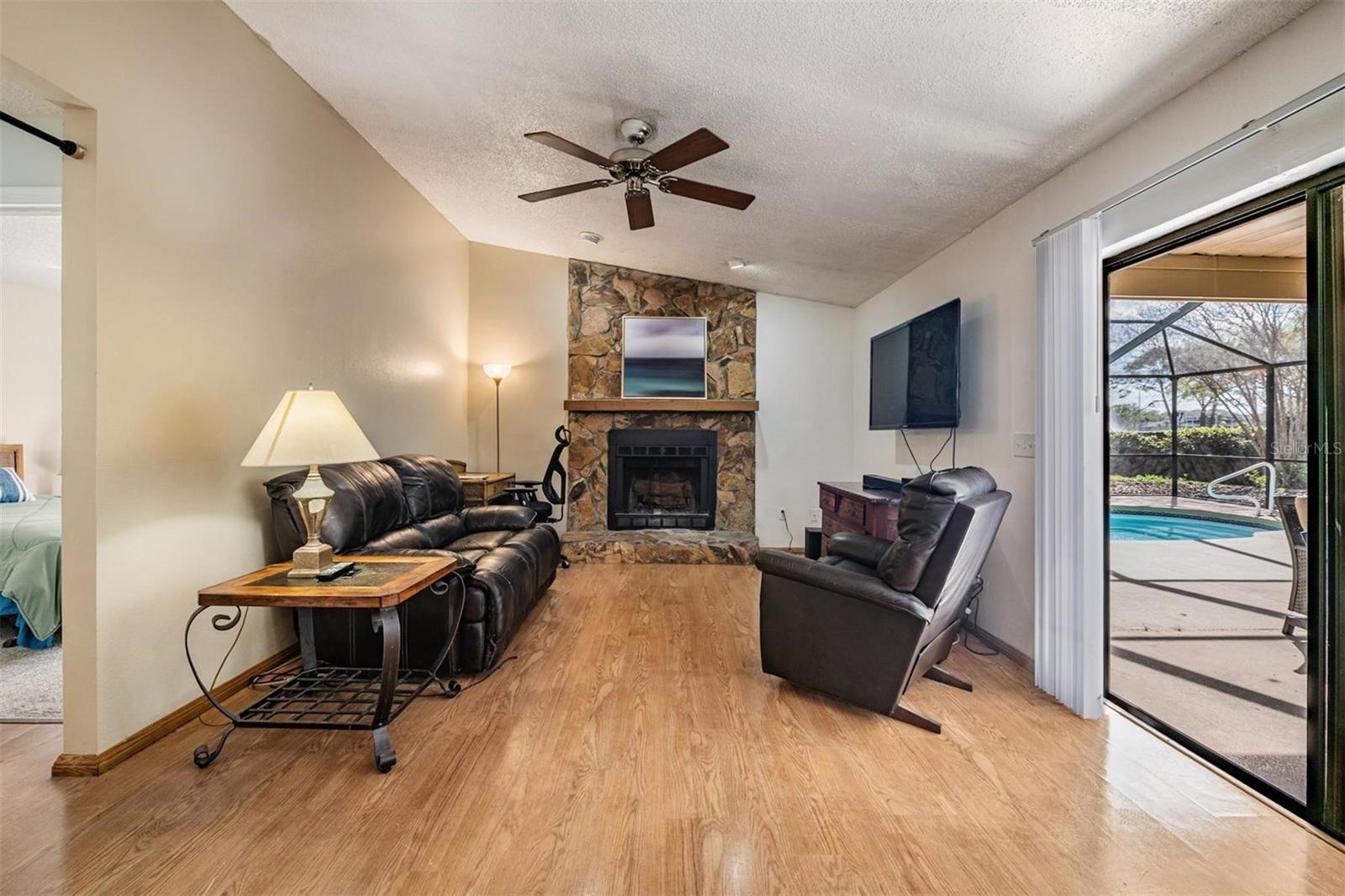 Image 15 of 31 For 1610 Sanderling Court