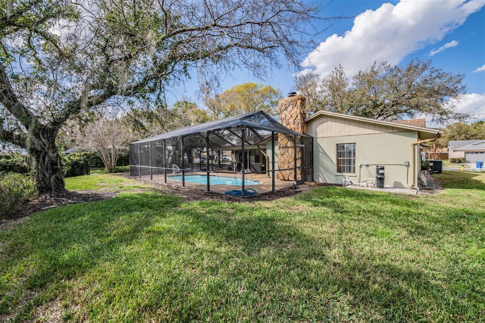 Image 23 of 31 For 1610 Sanderling Court