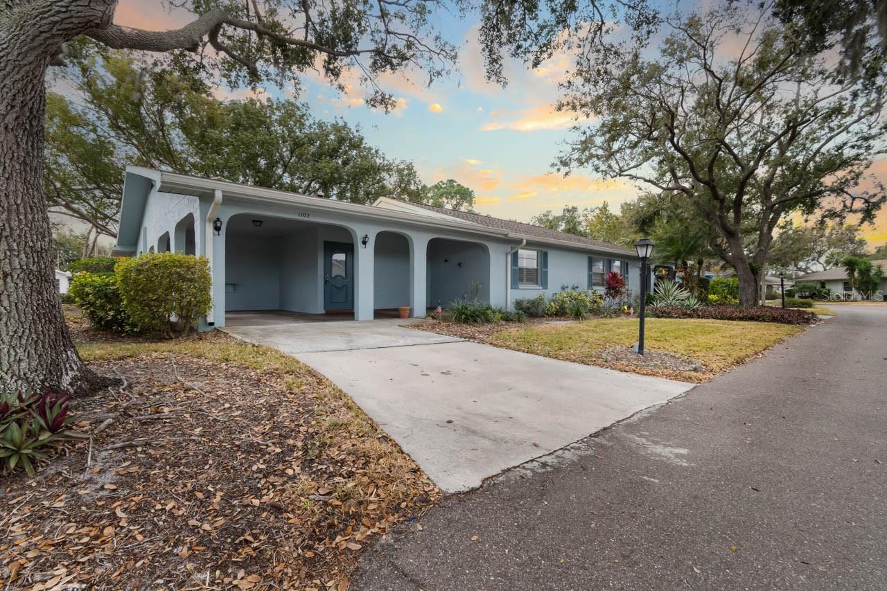 Details for 1102 Harefield Circle, SUN CITY CENTER, FL 33573