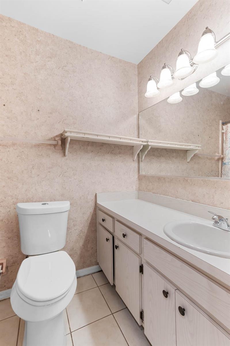 Image 18 of 50 For 1102 Harefield Circle