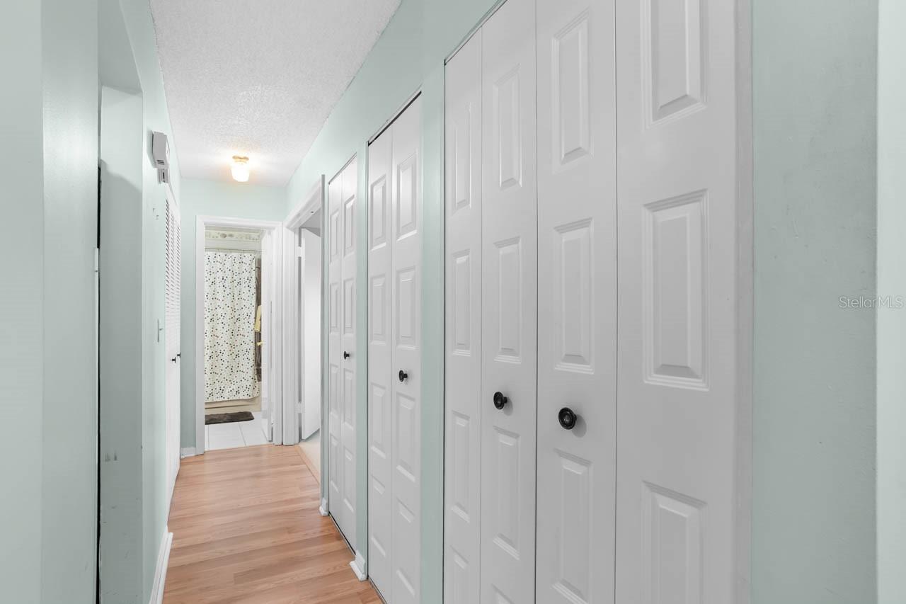 Image 25 of 50 For 1102 Harefield Circle