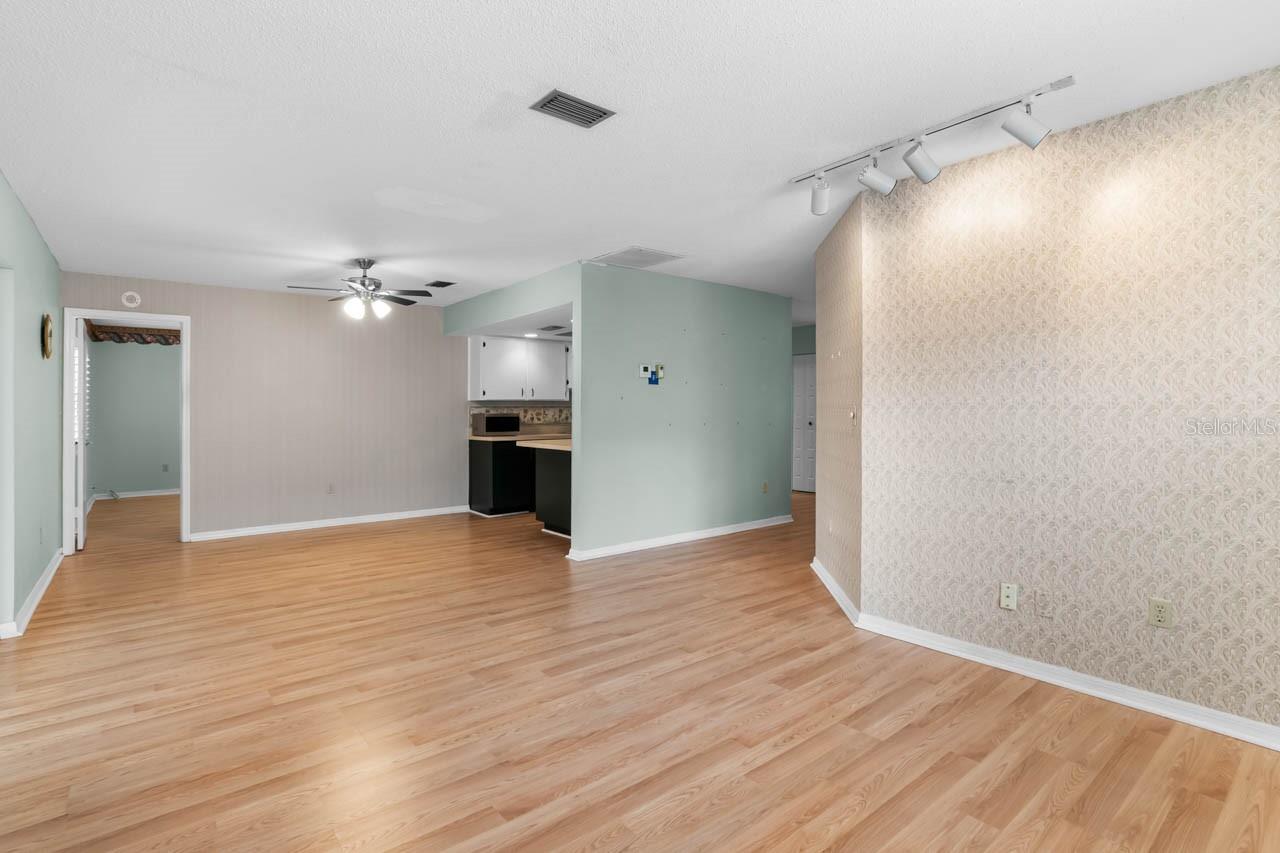 Image 6 of 50 For 1102 Harefield Circle