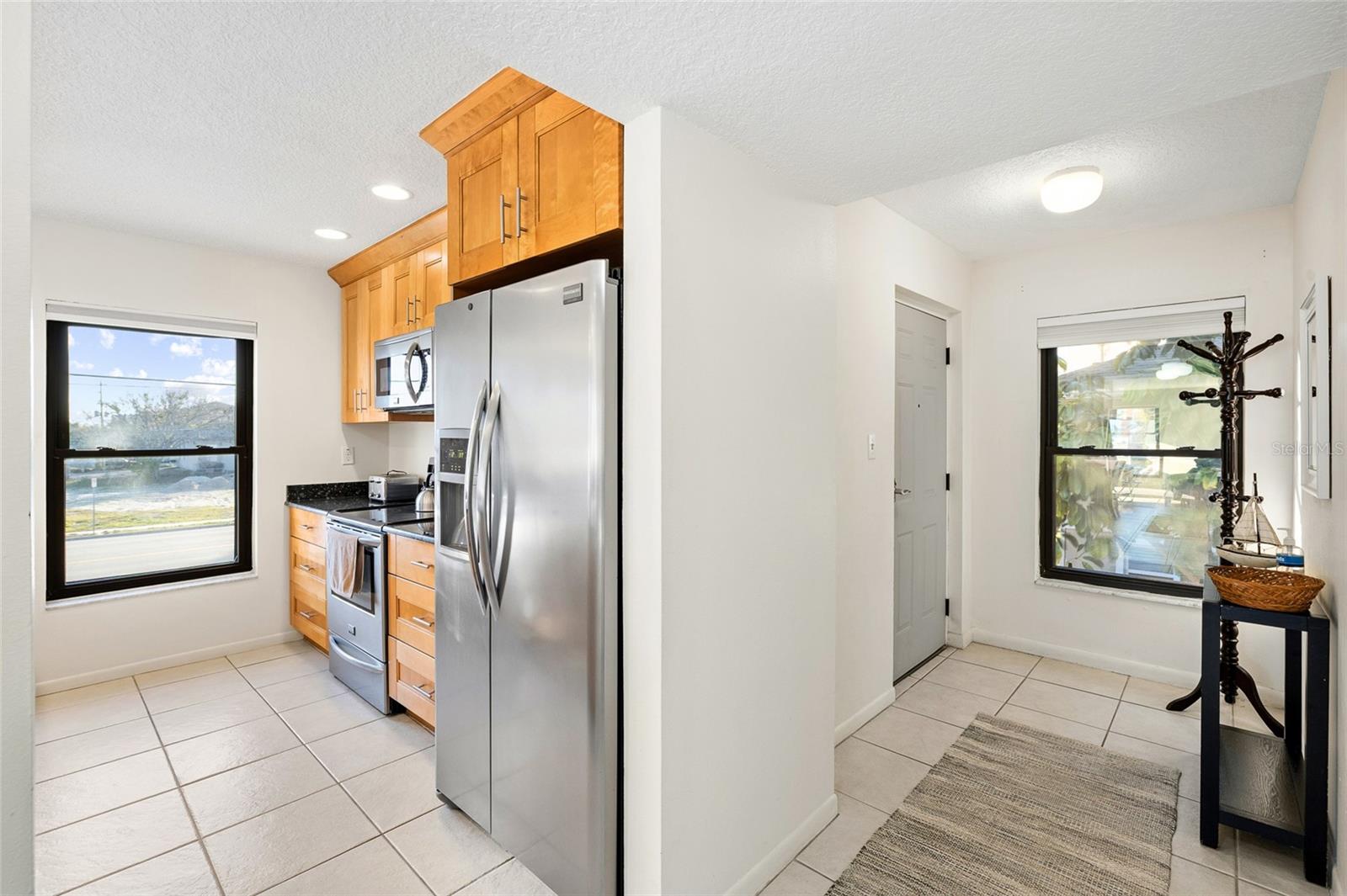 Image 10 of 39 For 15 Glendale Street B4