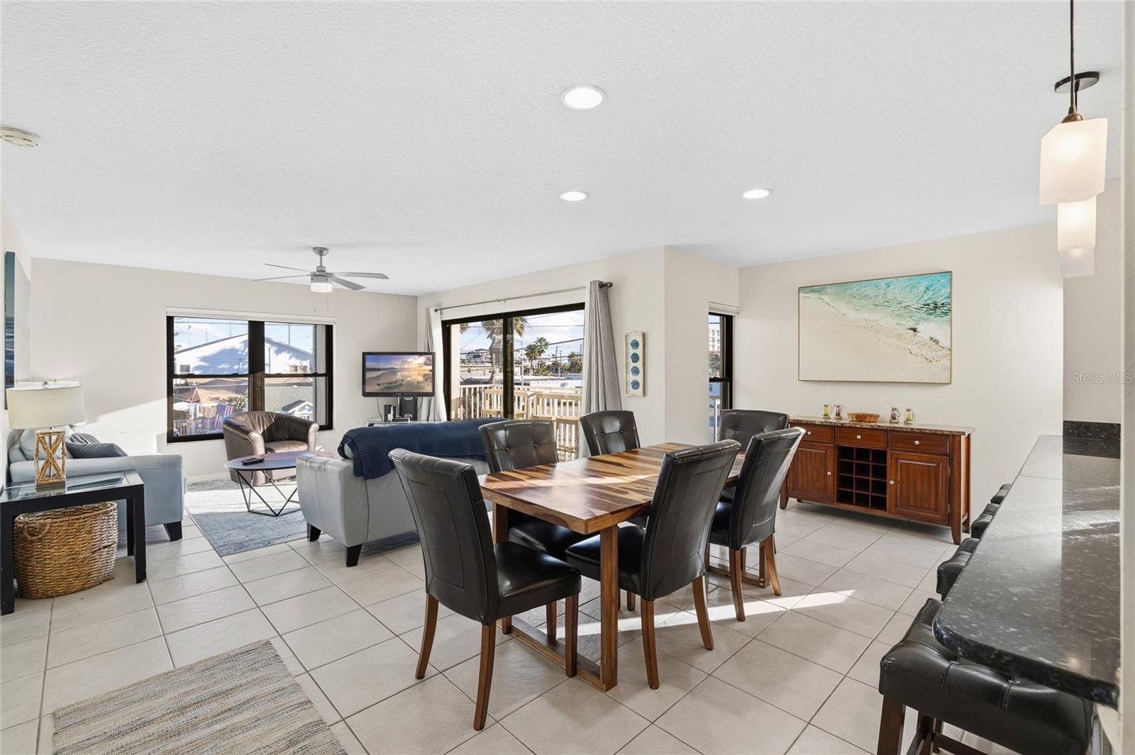 Image 12 of 39 For 15 Glendale Street B4